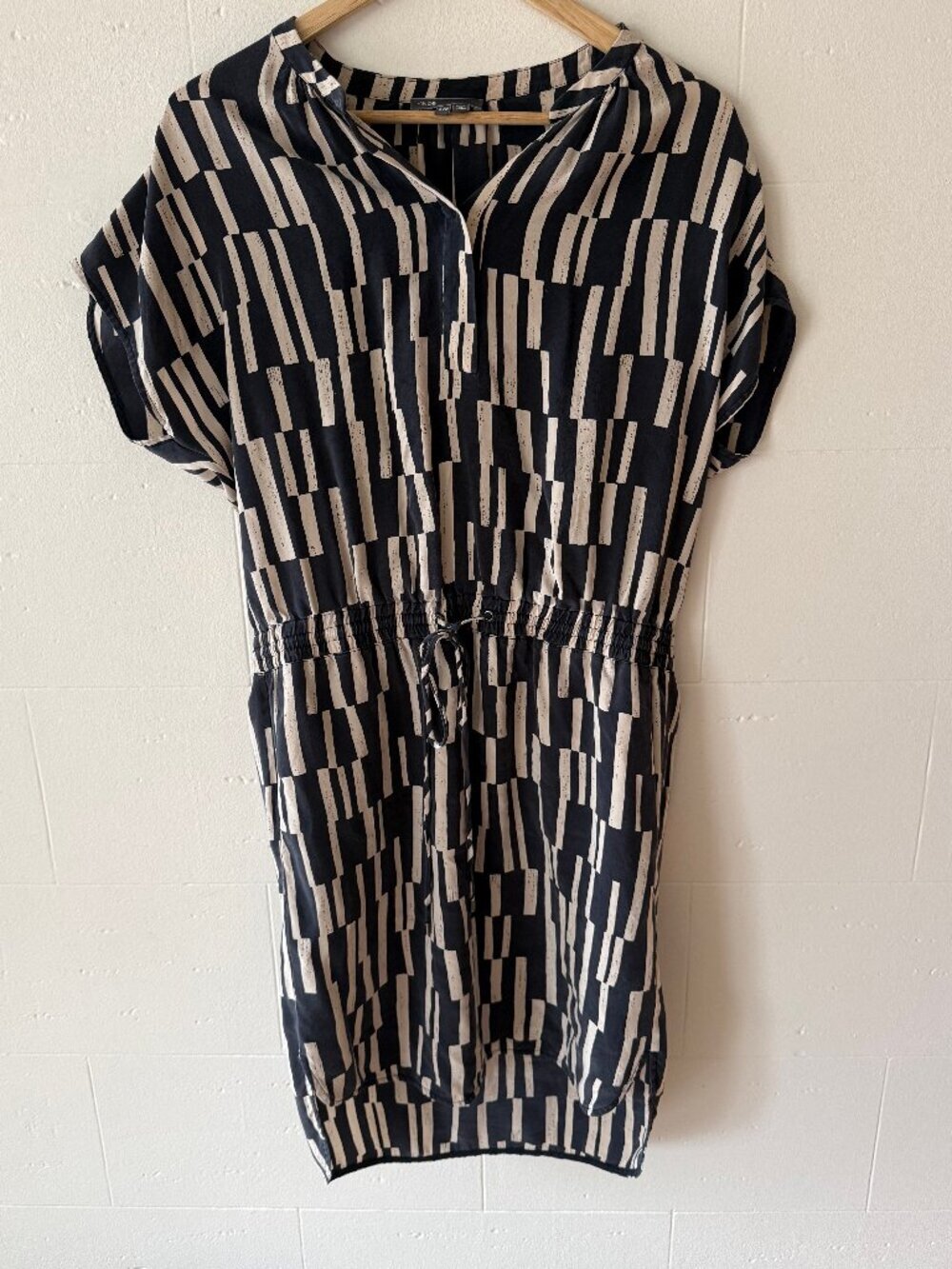 Vince | Silk Black and Cream Geometric Summer Dress | Quiet Luxury | Small
